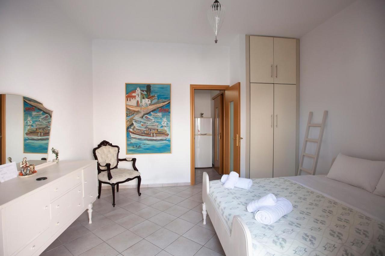 Hara'S Studio Perdika (Aegina) Exterior foto